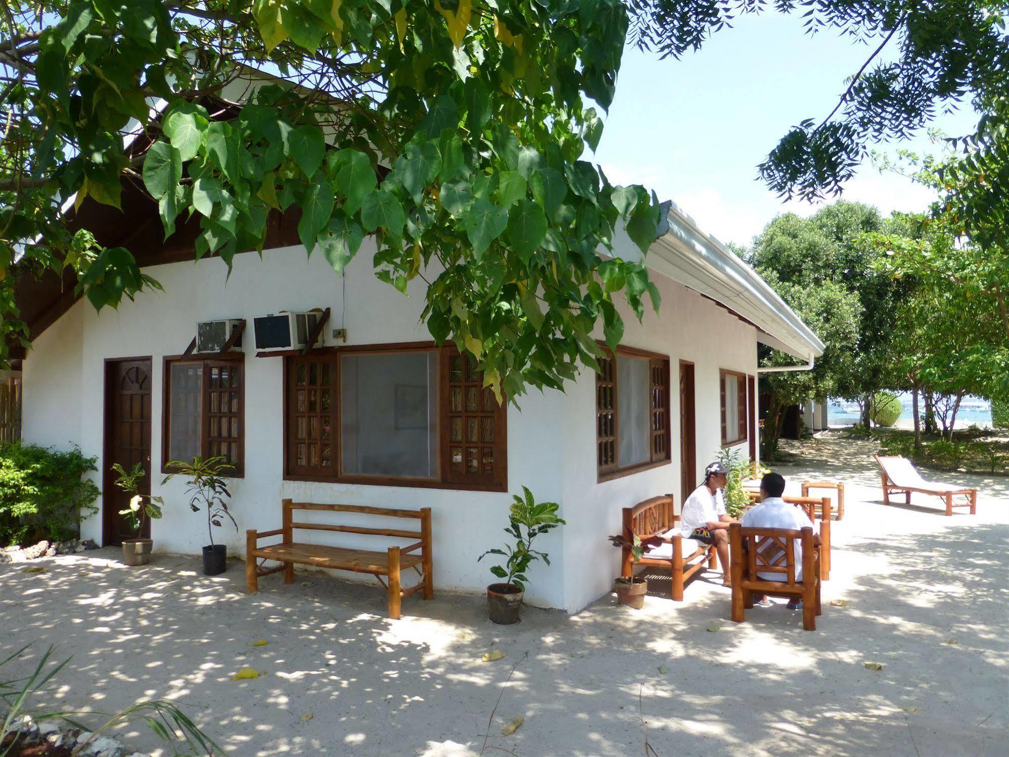 Talima Beach Villas & Dive Resort Cebu Екстериор снимка